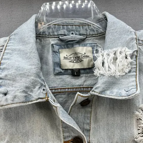 Ashley Vintage Charm Jean Jacket Women's Large Light Blue Distressed Western - Picture 5 of 11